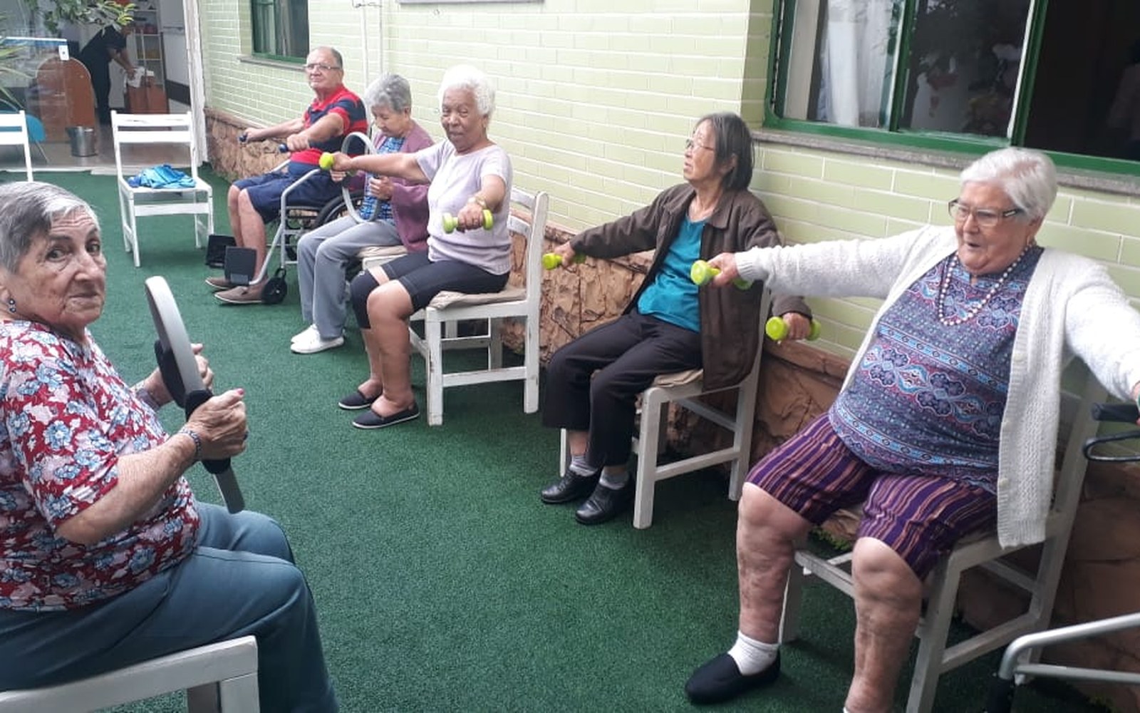 RPG, pilates e fisioterapia — Espaço Ikaria
